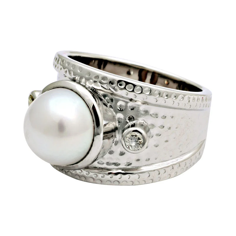 classic rings for women -Ring-South Sea Pearl and Diamond